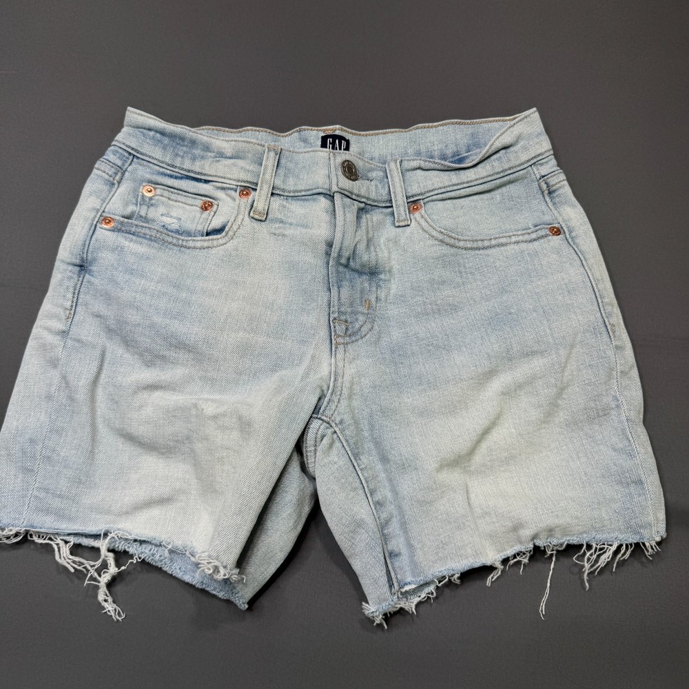 Gap Jean Women's Shorts Size 0 (25)  Cut Off Light Blue Stretch Bermuda Denim