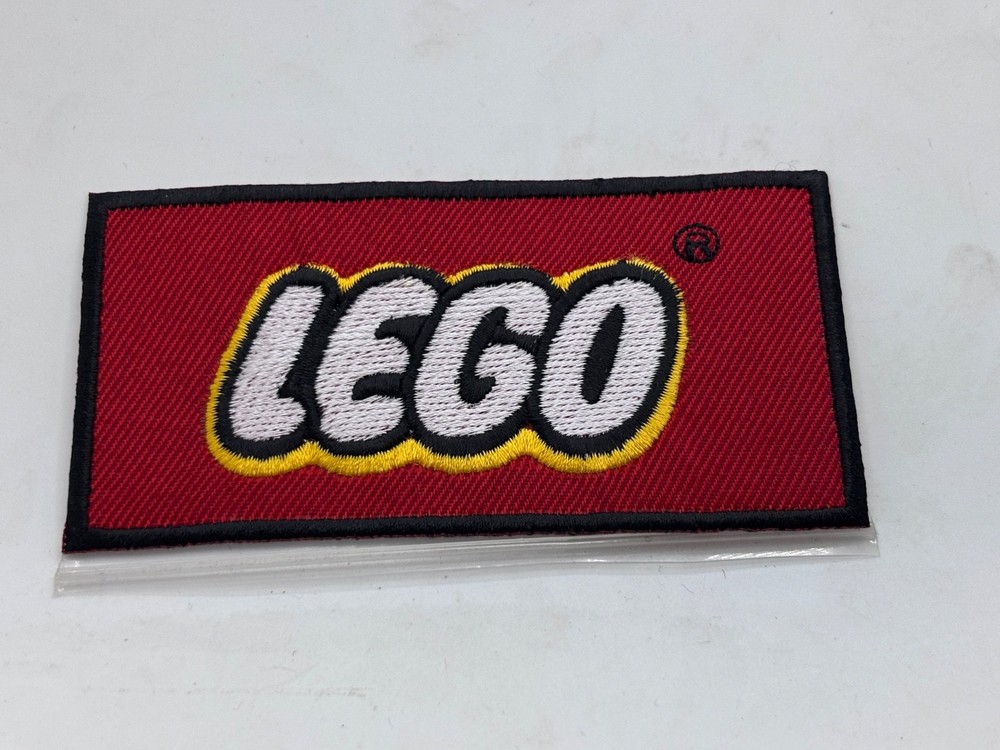 LEGO  NEW EMBROIDERED COMPANY IRON ON NAME PATCH TAG 2t X 4w
