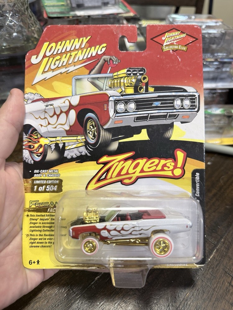 Johnny WHITE Lightning 'ZINGERS' Collectors Club 1969 Impala Convertible