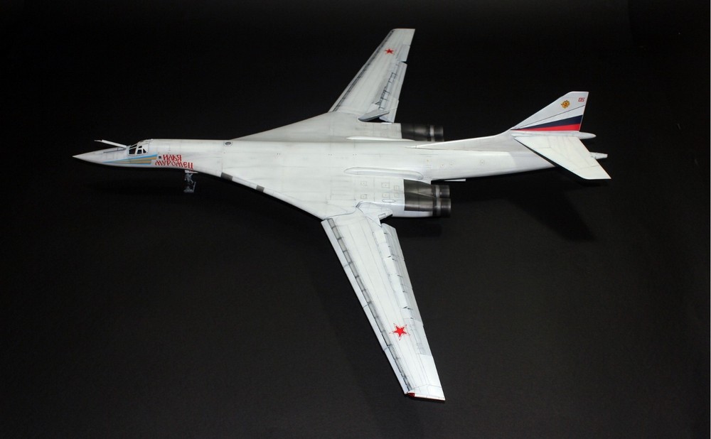 PreSale ProBuilt Model 1:72 Russian TU-160 Blackjack Bomber-image
