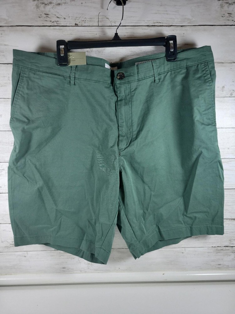 Goodfellow & Co Mens 40 Inch Green Casual Shorts New