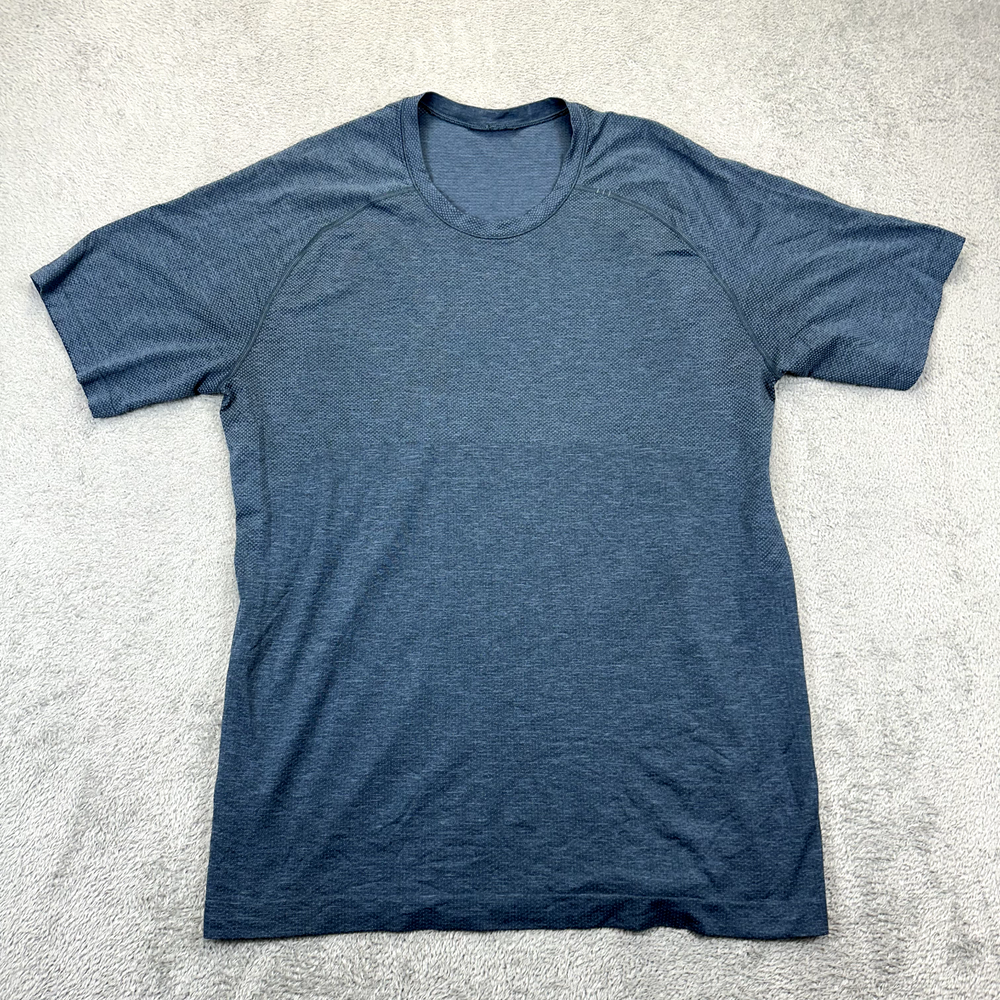 Lululemon Metal Vent Tech Running Shirt Men’s XL Blue Crewneck