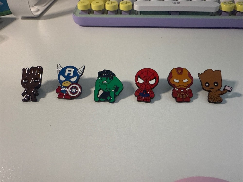 Lot Of 6 Marvel Avengers Pins , Bagpack Pins, Hat  Pins, Etc, BRAND NEW