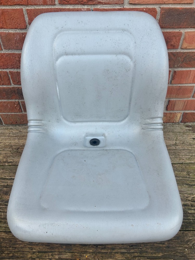 Dixie Chopper 2012 Zee 1 2342 Zero Turn Universal Mower Seat 400569