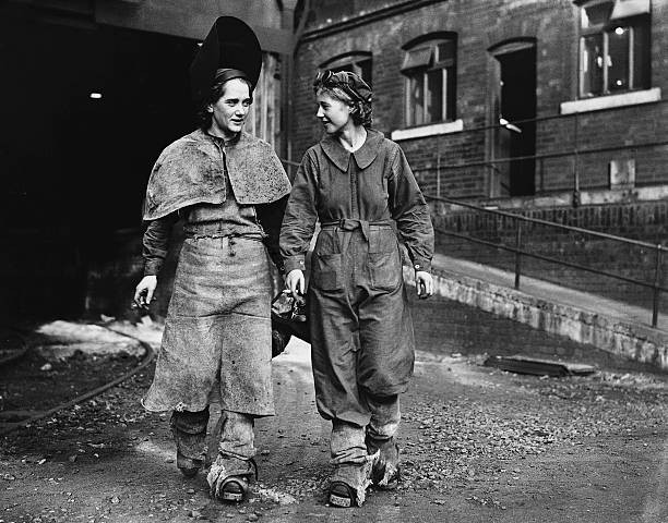 Women workers at an iron and steel company at Park Gate Rotherham - Old Photo