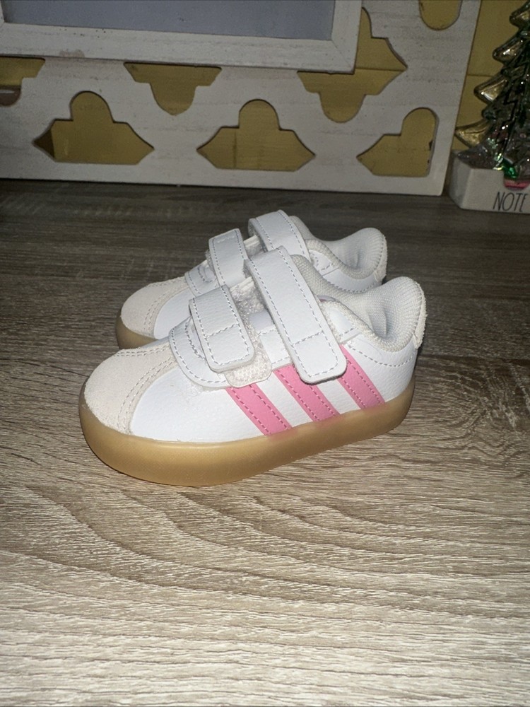 adidas Toddler Girls VL Court 3.0  sneakers in white with pink stripes Size 4