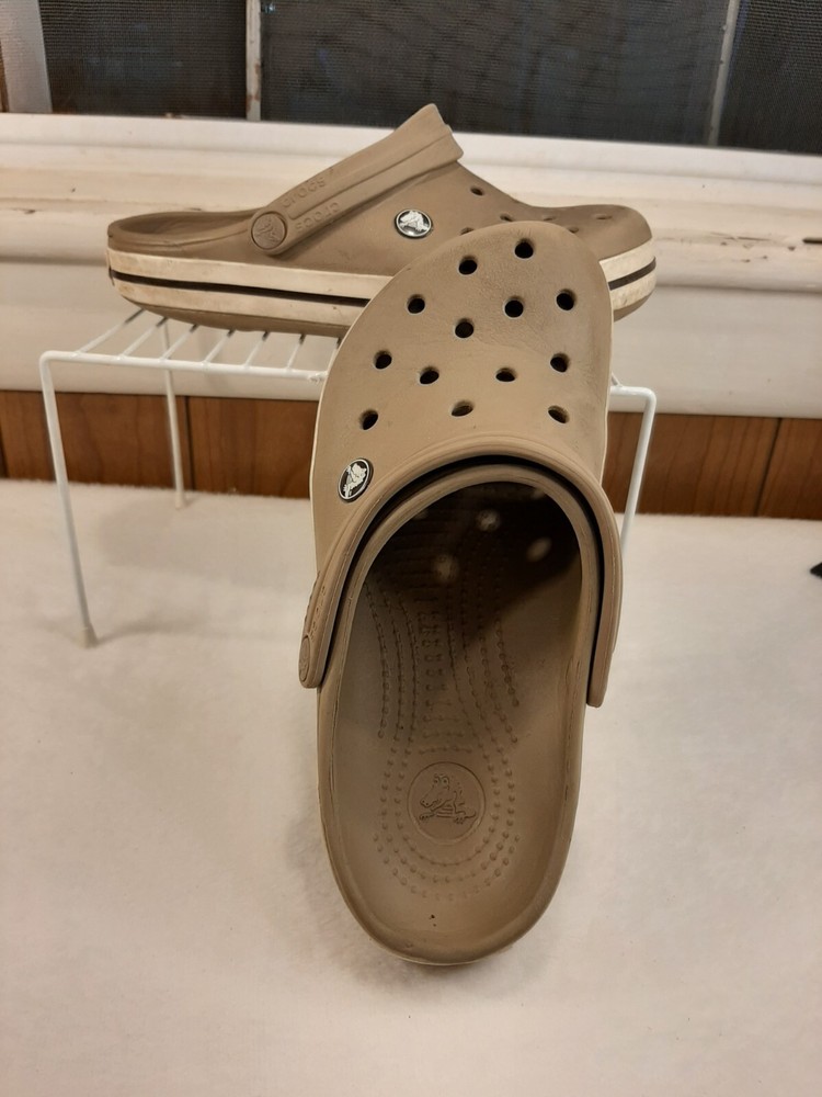 Crocs Classic Clog Tan Brown Size Men’s 6 Women’s 8 Shoes Slip On