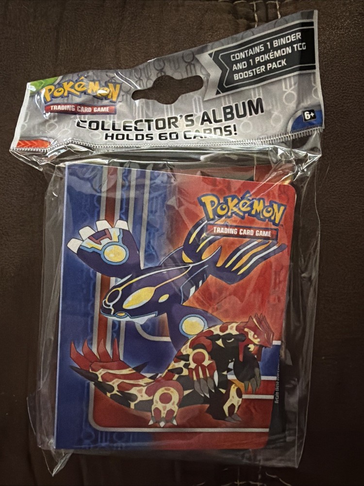 SEALED Pokémon TCG Hoenn Collector’s Album (XY Era) + Booster Pack 2014