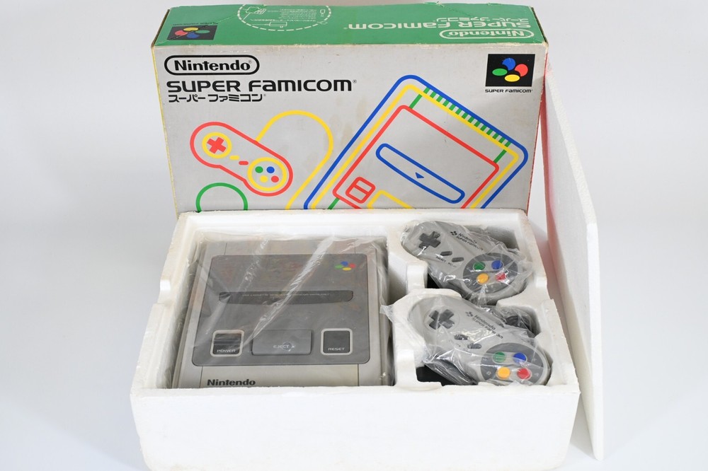 Nintendo SUPER FAMICON COSOLE SHVC-001 Controllers SHVC-005 Tested