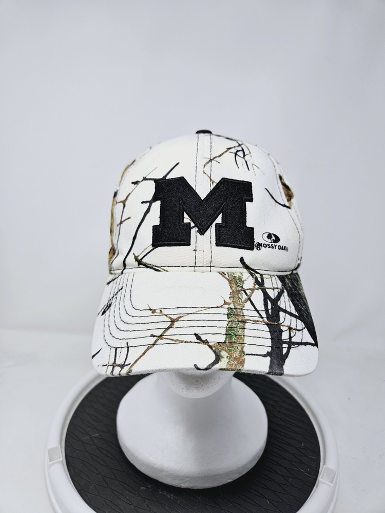 Michigan Wolverines Cano Mossy Oak  Strapback Hat Used Condition FAST SHIPPING