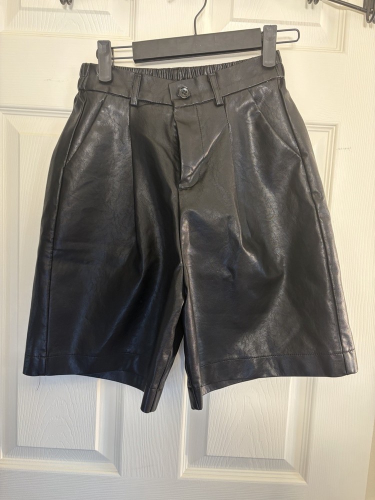 Womens Bermuda Leather Shorts Size M