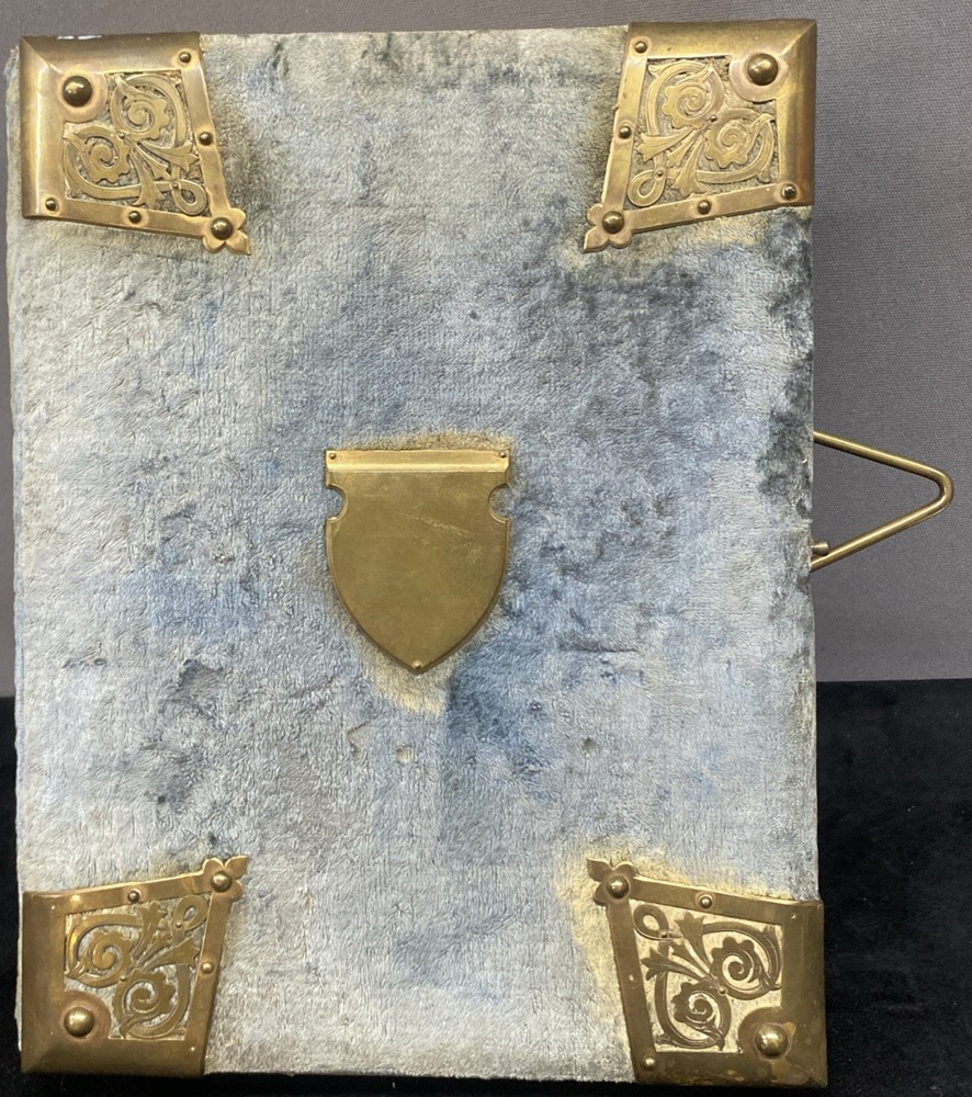 Antique Blue Velvet Family Album With Brass Accents And Latch Nearly Full Of Pic