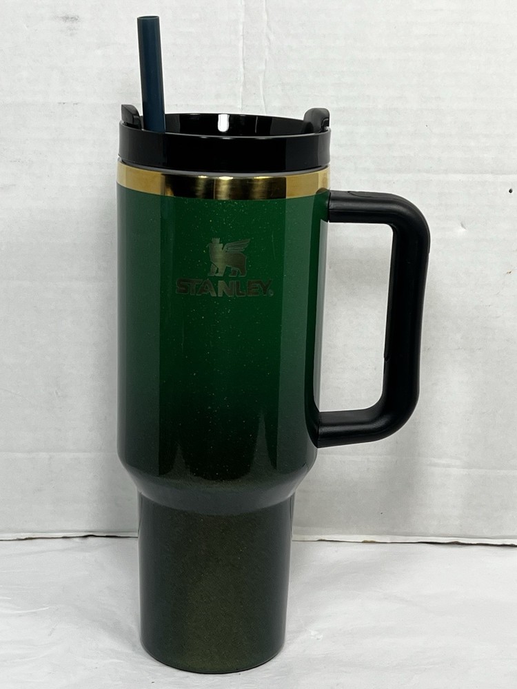 Green Stanley x Wicked Elphaba 40oz Tumbler H2.0 FlowState Quencher - New