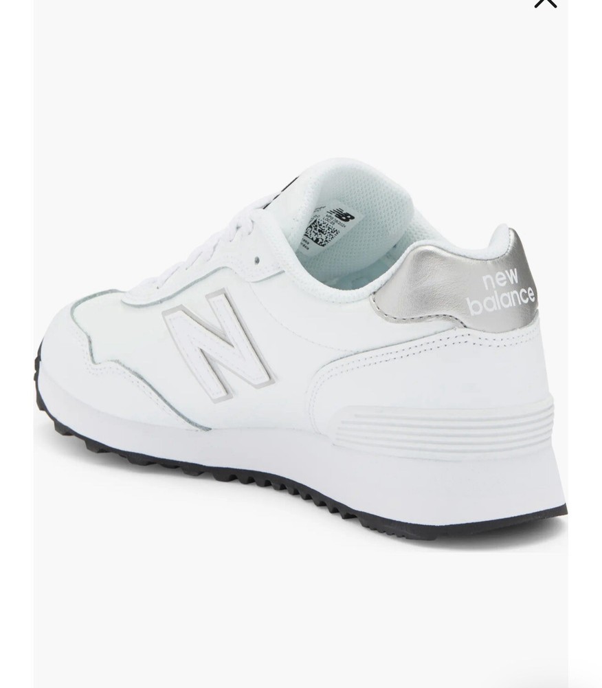 Woman's Athleisure New Balance WL515 Sneaker Size 8 W