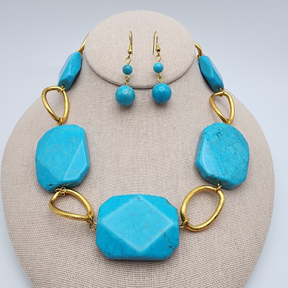 Bold Faux Turquoise Flat Stone Gold Chain Link Chunky Choker Necklace Earrings