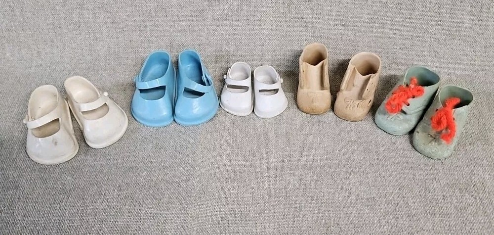 Vintage Doll Shoe Collection Cinderella Dolshoe 5 Pair
