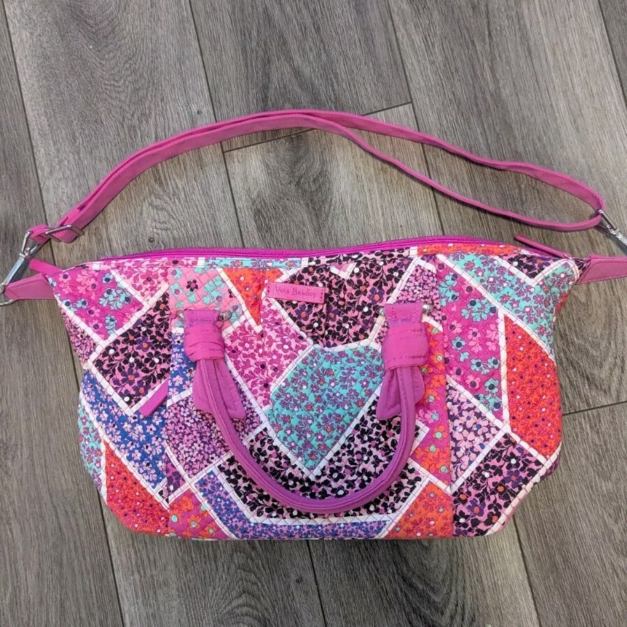 VERA BRADLEY Hadley Satchel in Modern Medley Pink Quilted Patchwork Design