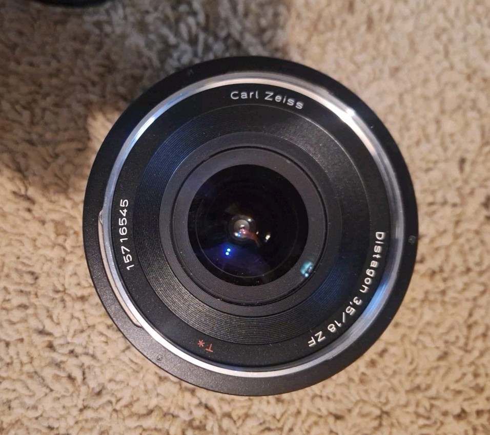 Carl Zeiss Distagon 3.5/18 ZF Lens Bundle with Vivitar Zoom & Nikkor-Q Auto