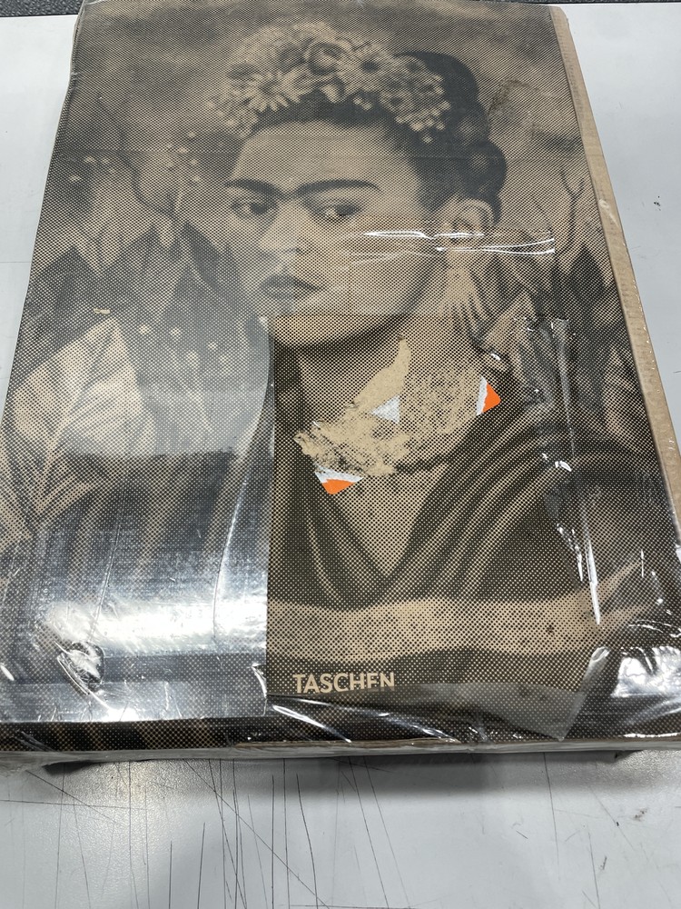 Andrea Kettenmann Frida Kahlo. The Complete Paintings