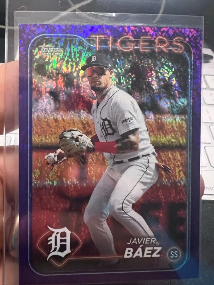 2024 Topps Series 2 Javier Báez Purple Foil Parallel #/799  