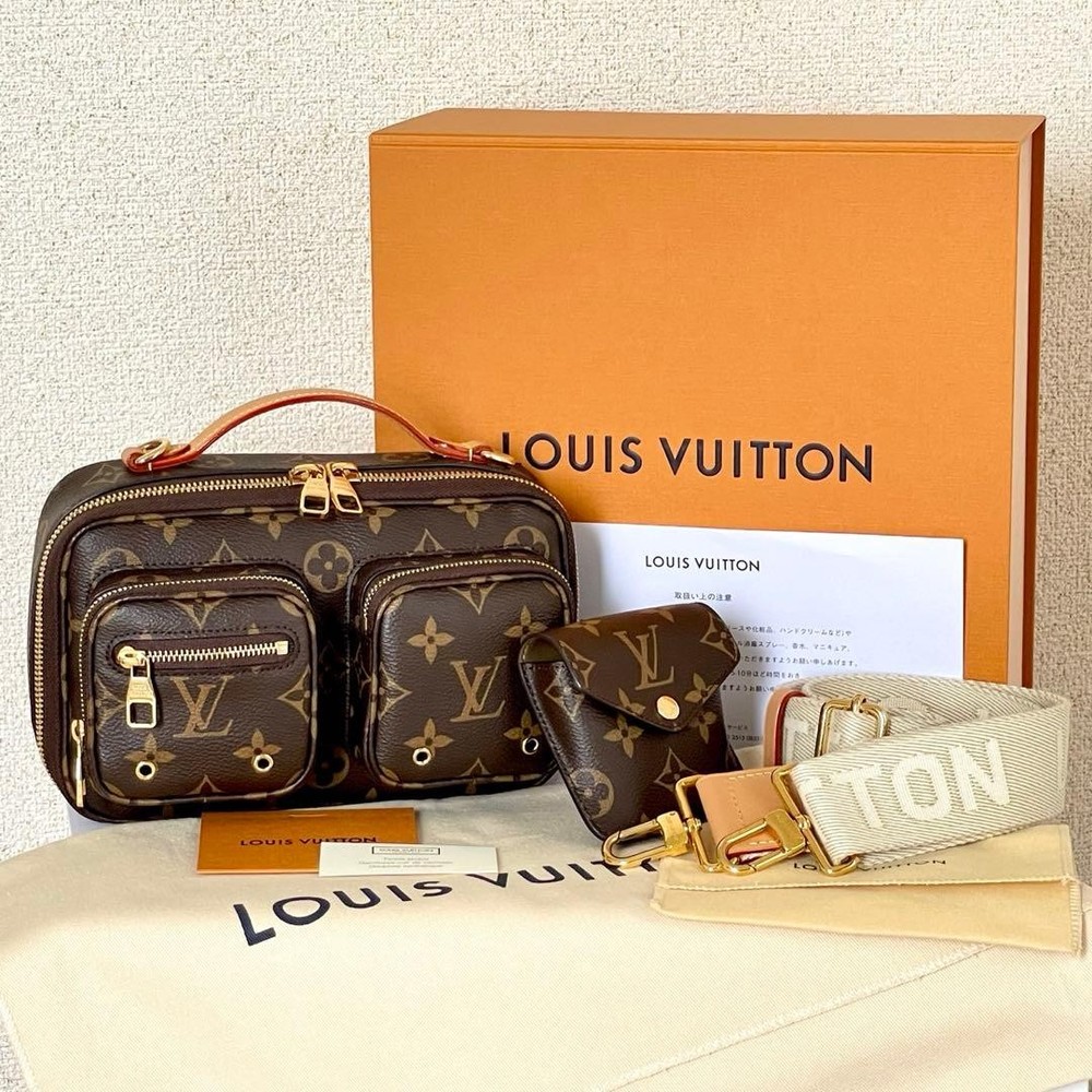 Louis Vuitton LOUIS VUITTON Utility Crossbody Bag