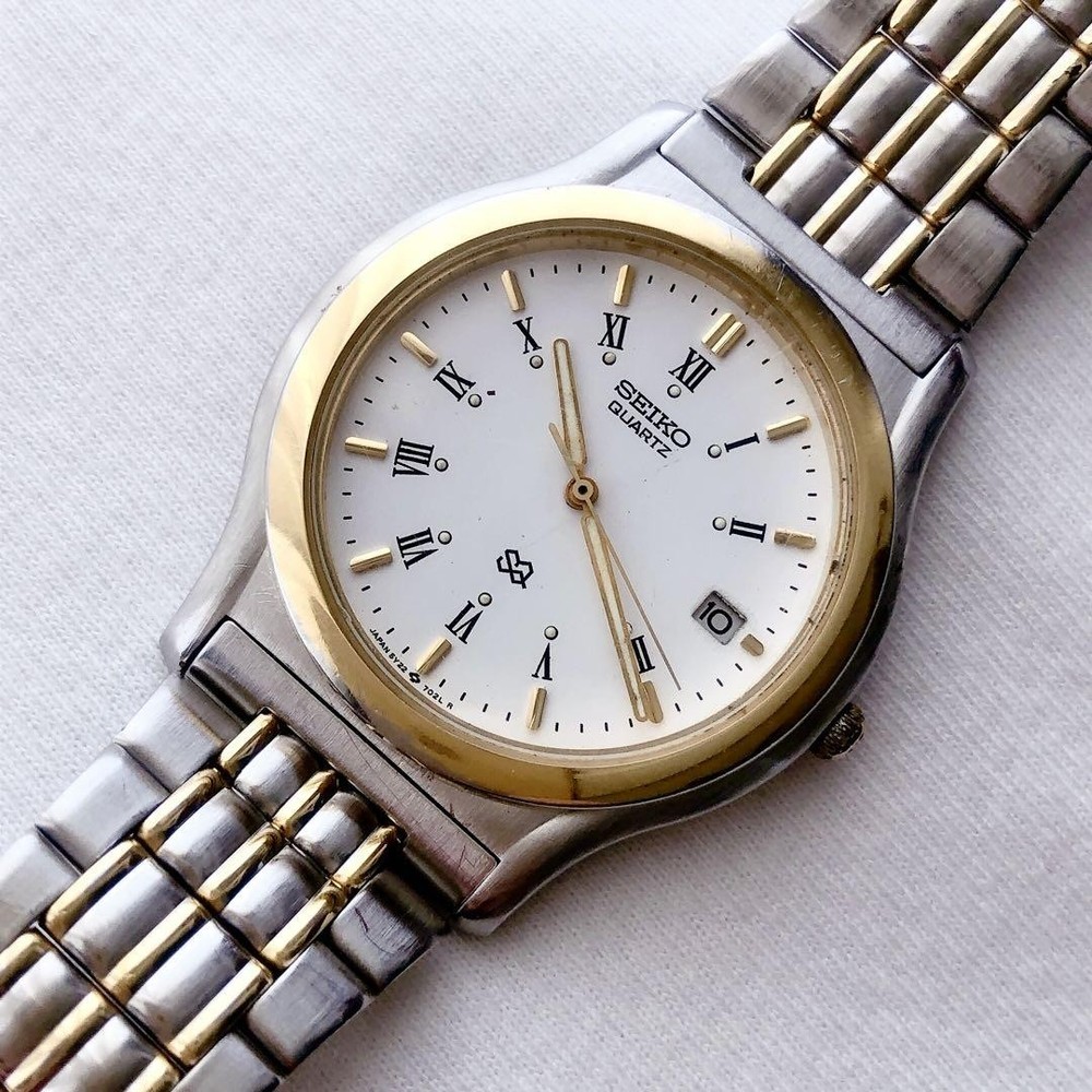Seiko Men's 5Y22-7010 Watch Fits 16.5cm Wrist