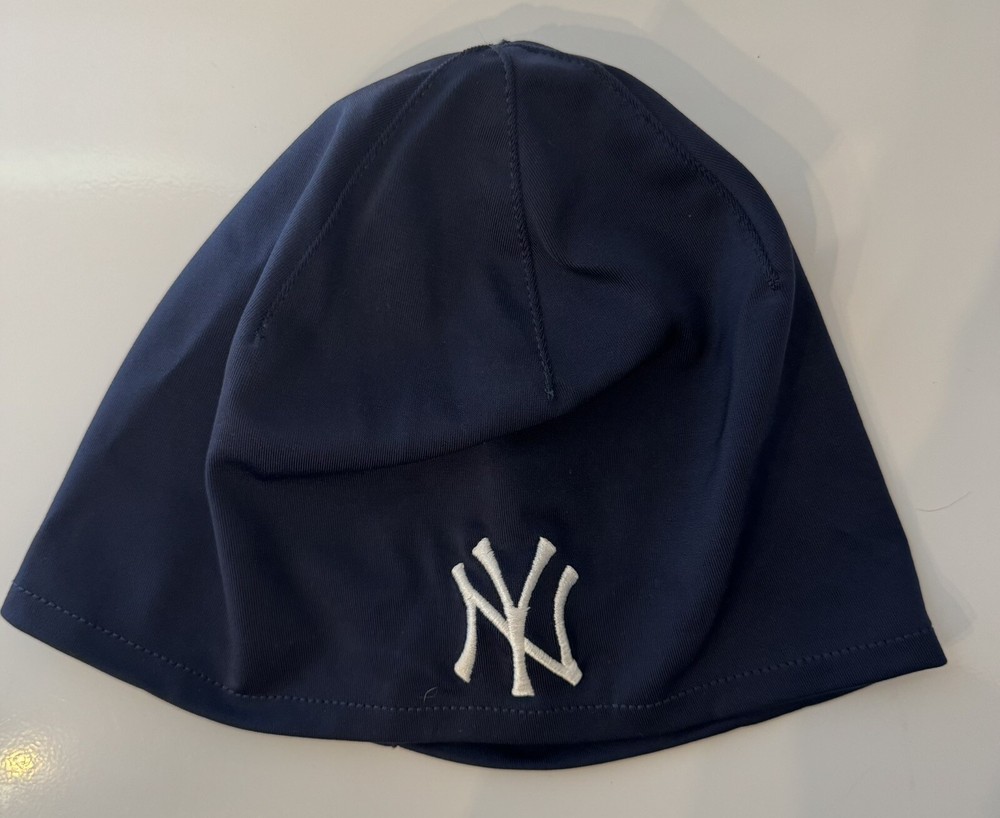 New Era MLB New York Yankees Beanie Skull Cap Hat
