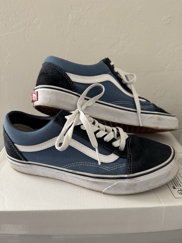 VANS Old Skool Low Tops Navy Blue Classic Shoes Men's 8 Women's 9.5