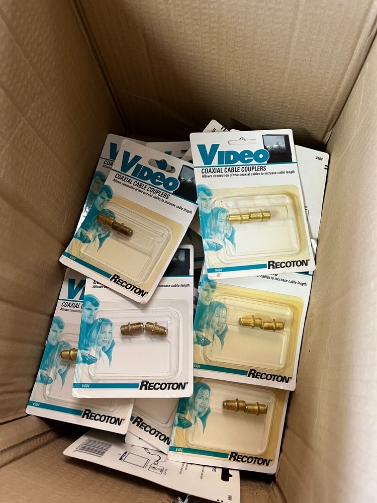 Recoton Video Coaxial Cable Couplers Lot of 32 NOS