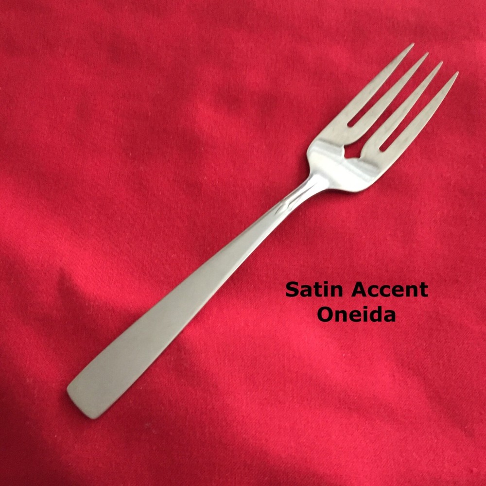 Oneida SATIN ACCENT Salad Fork 6 1/8