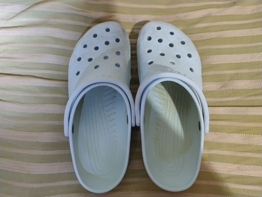 Crocs Classic Clogs Mineral Blue Mens 11 Womens 13 Used Good Condition