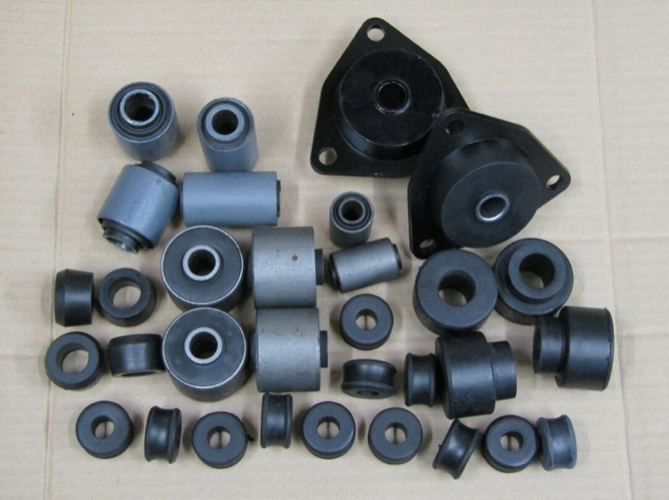 Range Rover Classic (Upto 1985) Complete Suspension Bush Kit Standard