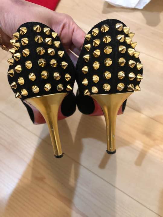 Christian Louboutin Studded Pumps Size 34 Womens Shoes Excellent Condition