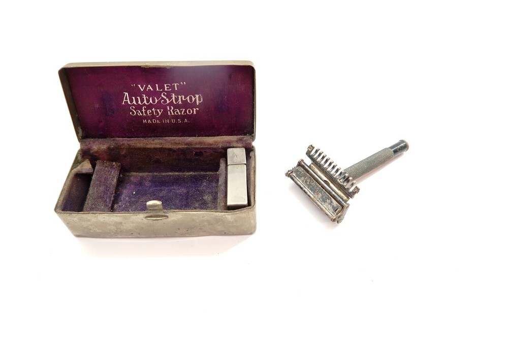 Vintage VALET AUTO STROP Safety Razor with Case & Blade Holder