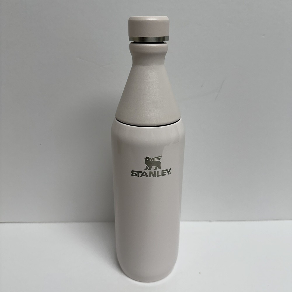 Stanley All Day Slim Bottle, Rose Quartz, 34oz Light Pink