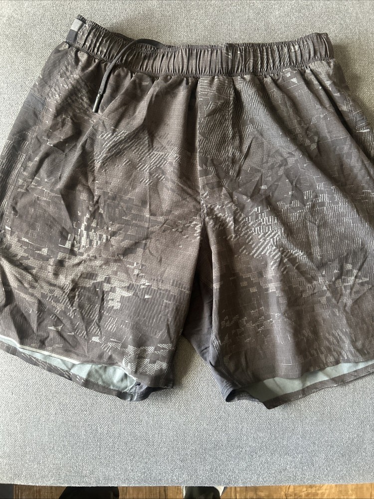 lululemon mens shorts Medium Lot Of 6