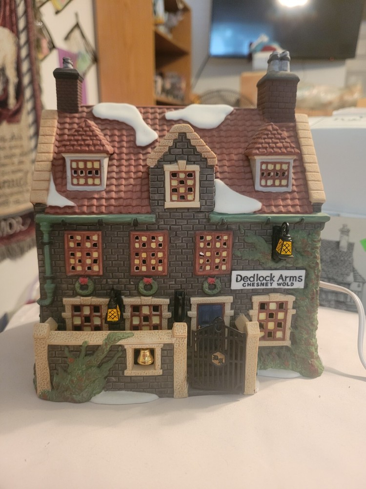 Dickens Village Deadlock Arms Dept 56 Collectible Building
