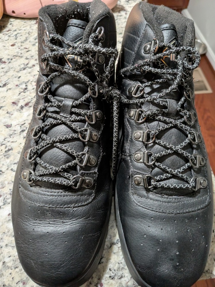 Fila Mens Fitness Hiker Mid Black White Red Athletic Shoes Sz 13