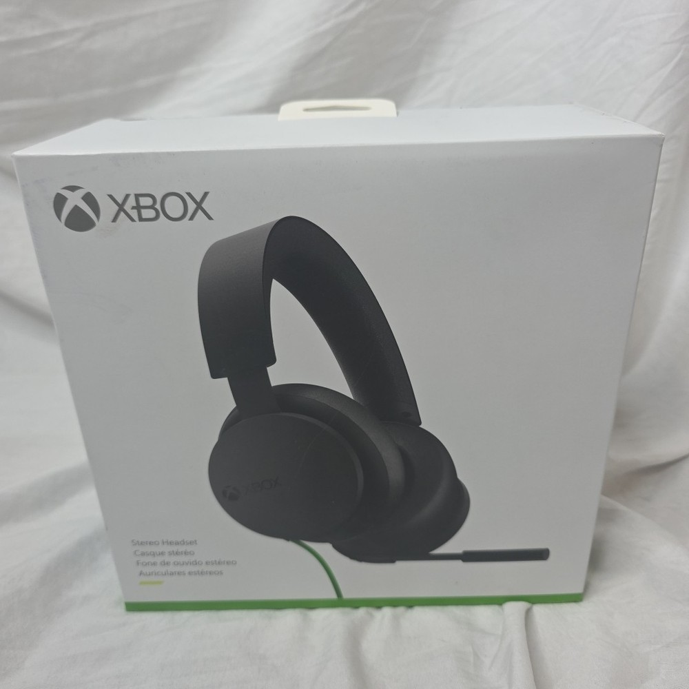 Microsoft Xbox Wired Headset for Series X_S Xbox One & PC New Sealed (CFP)