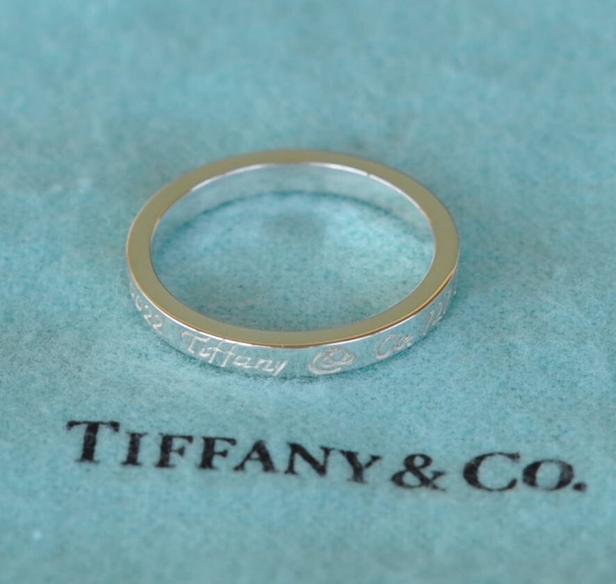 Tiffany & Co. 727 Fifth Avenue New York Notes Ring Sterling Silver Size 5 1/2 US