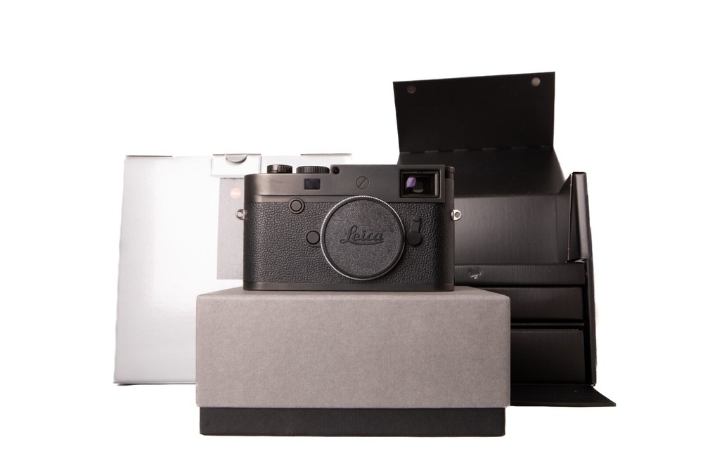 Leica M10 Monochrom 40.0MP Digital Rangefinder Camera With Original Box - Black