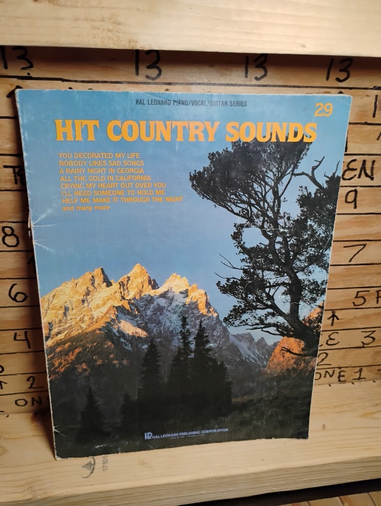 HIT COUNTRY SOUNDS HAL LEONARD PIANO/VOCAL/GUITAR SERIES 29