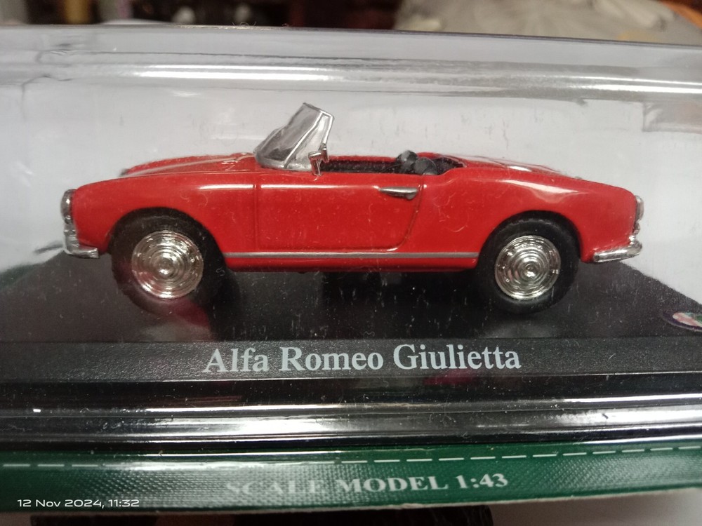 Alfa Romeo Giulietta 1:43 Scale Model - Red Convertible, Die-Cast Car, Vintage