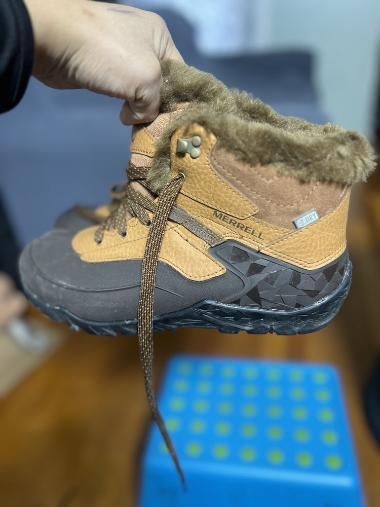 Merrell Aurora Waterproof Insulated Boots Gray Vibram Arctic Grip Woman’s Sz 9