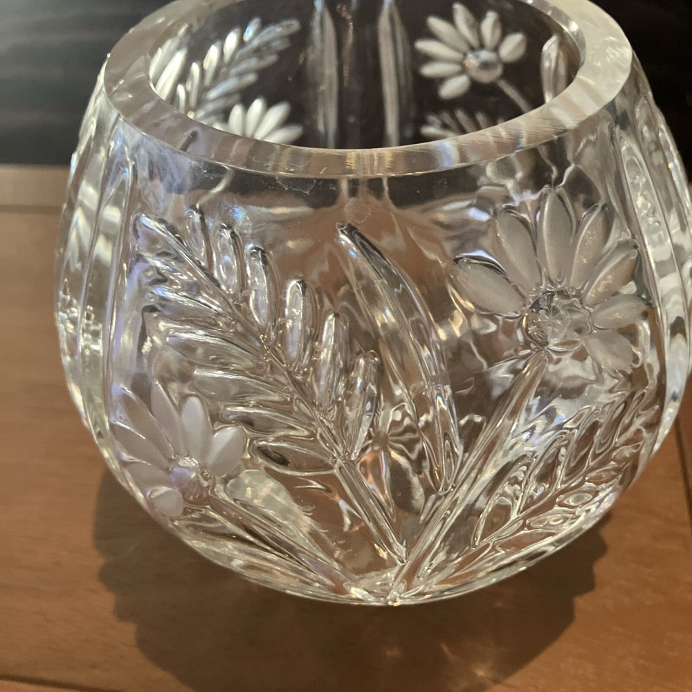 Crystal Vase Floral Etched Thumbprint Rim