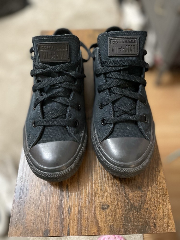 Converse All Stars All Black Youth Size 3 Low Top Sneakers