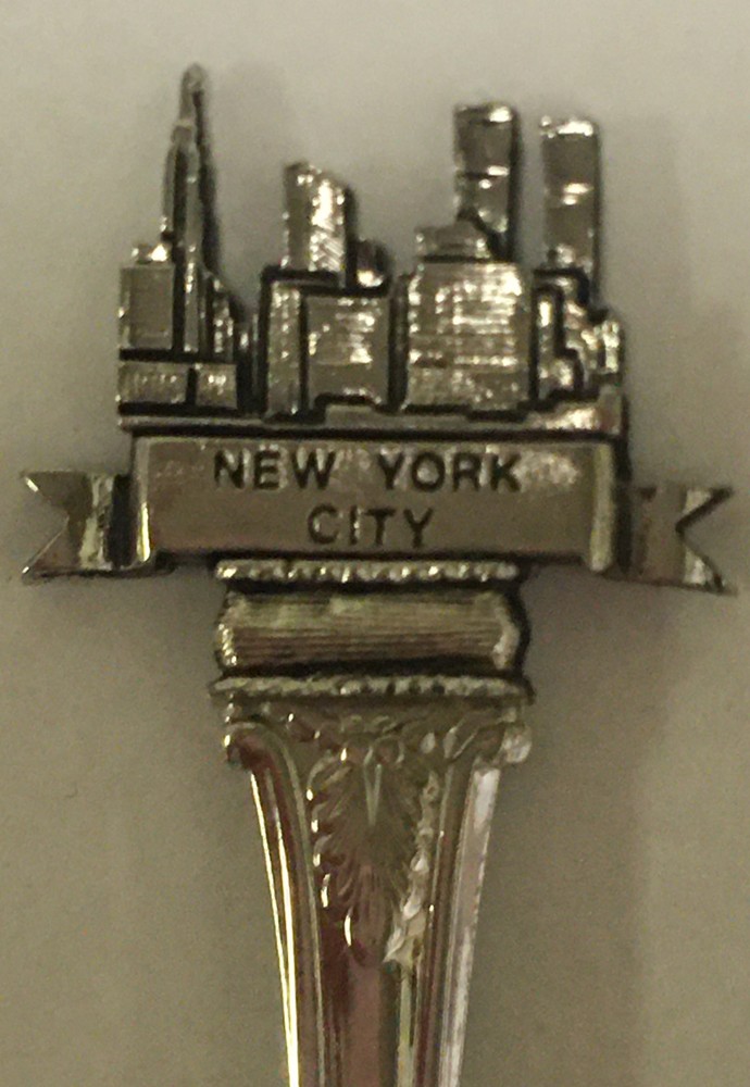 New York City Twin Towers Skyline Vintage Souvenir Spoon Collectible