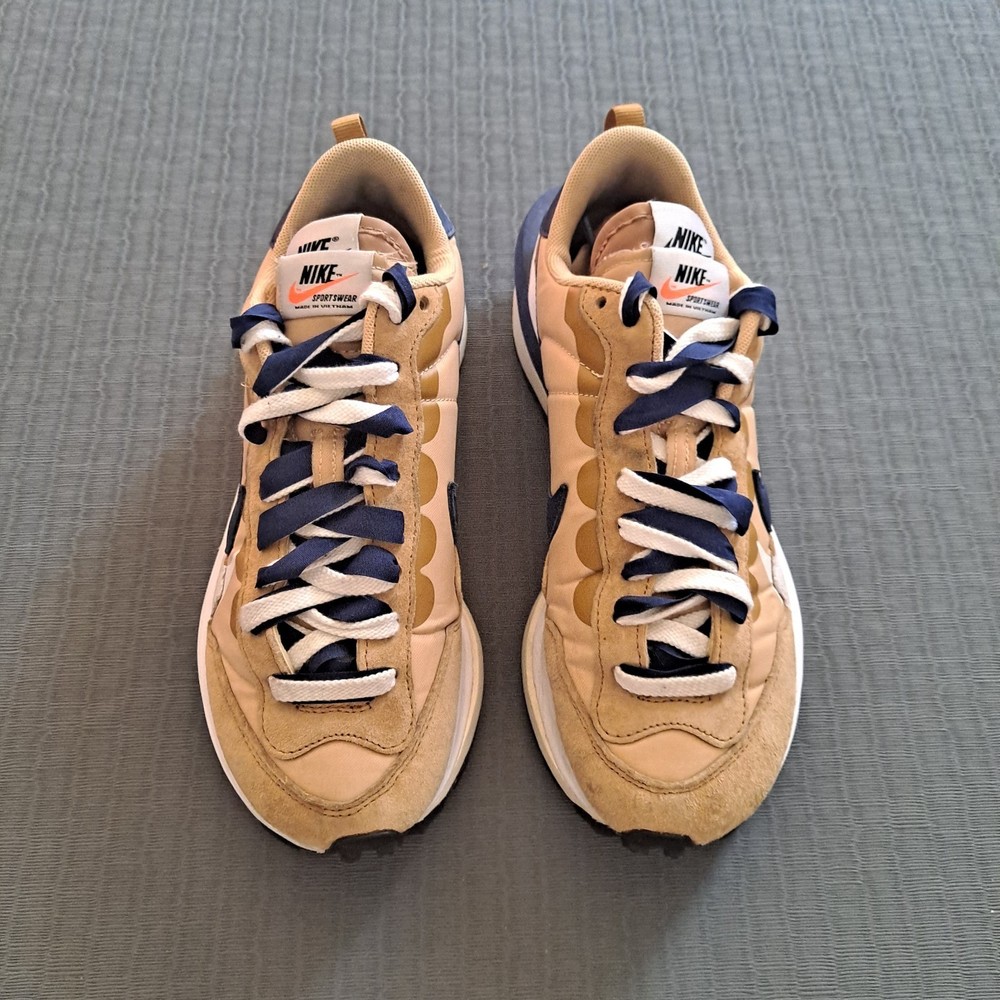 Nike VaporWaffle x Sacai Tan Navy Size 6