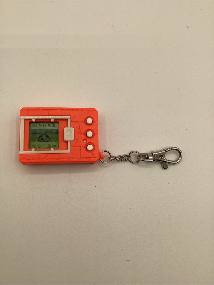 BANDAI DIGIMON TAMAGOTCHI 20TH ANNIVERSARY DIGIVICE DIGITAL PET PINK