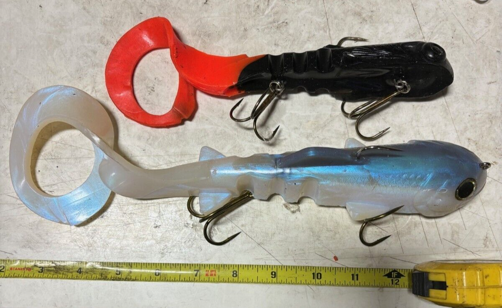 2 ct medussa, bulldawg, swimbait style soft plastic swimbaits lures Muskie baits